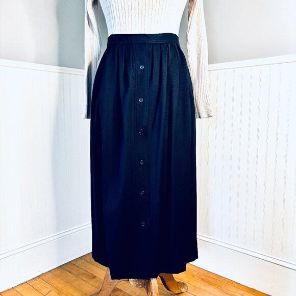 Yves Saint Laurent Dark Navy (almost black) Gaberdine Pencil Skirt - Picture 4 of 11